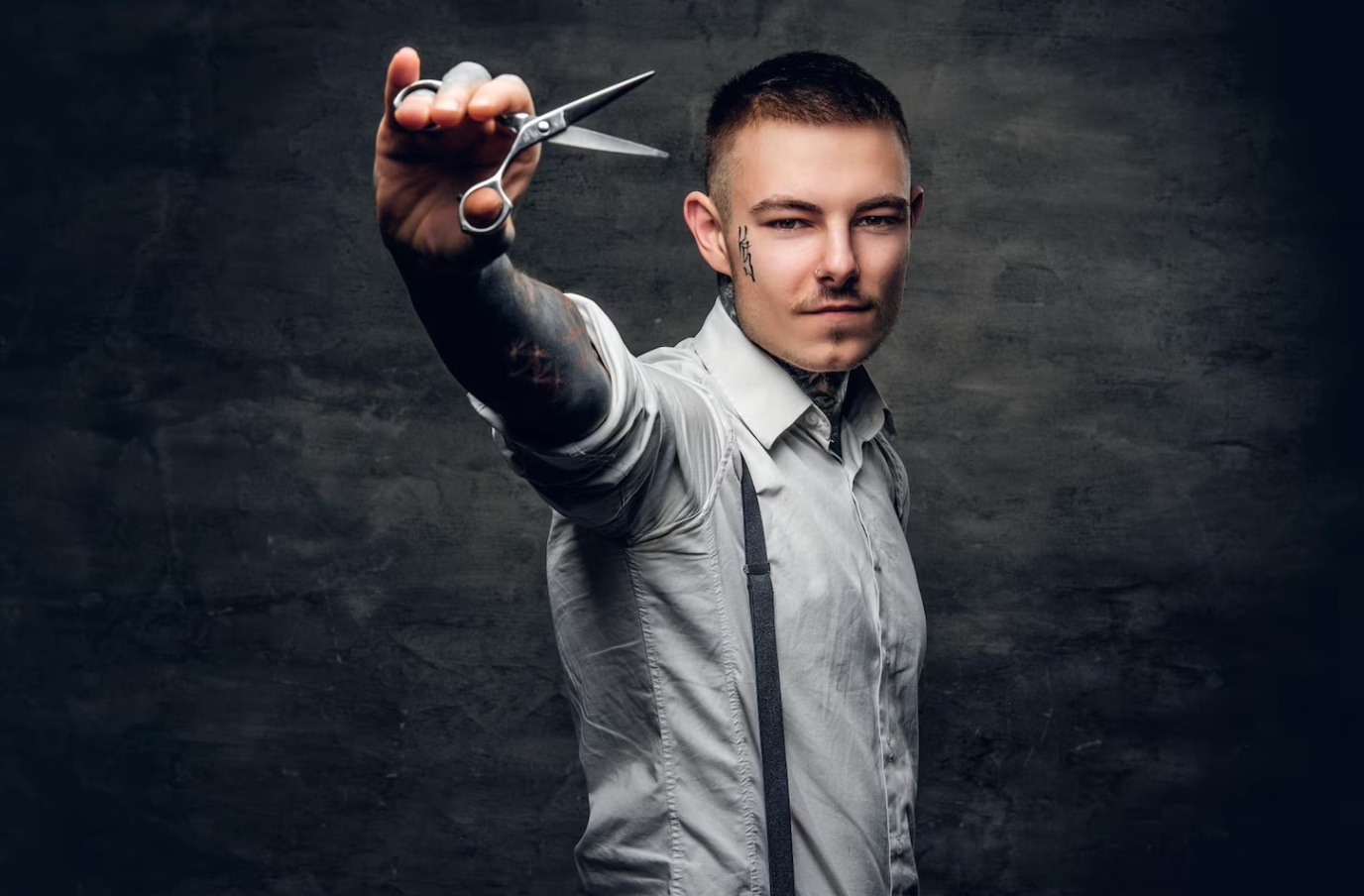 taglio capelli uomo corti sfumati