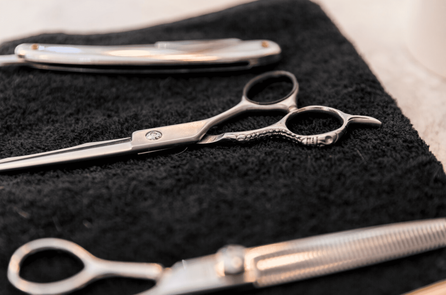 forbice per sfoltire i capelli