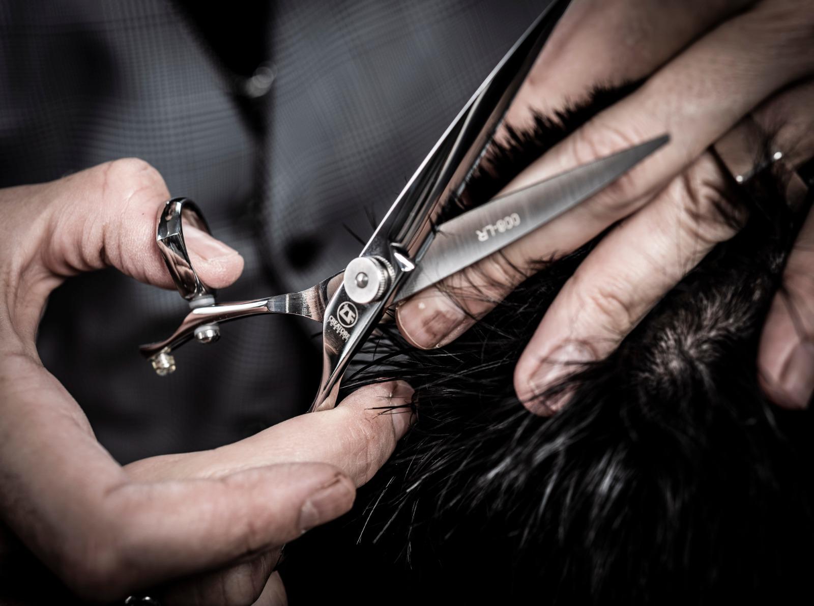 Forbici professionali per tagliacapelli strumento per tagliare i capelli  forbici per sfoltire i capelli accessori per forbici da parrucchiere in  acciaio inossidabile