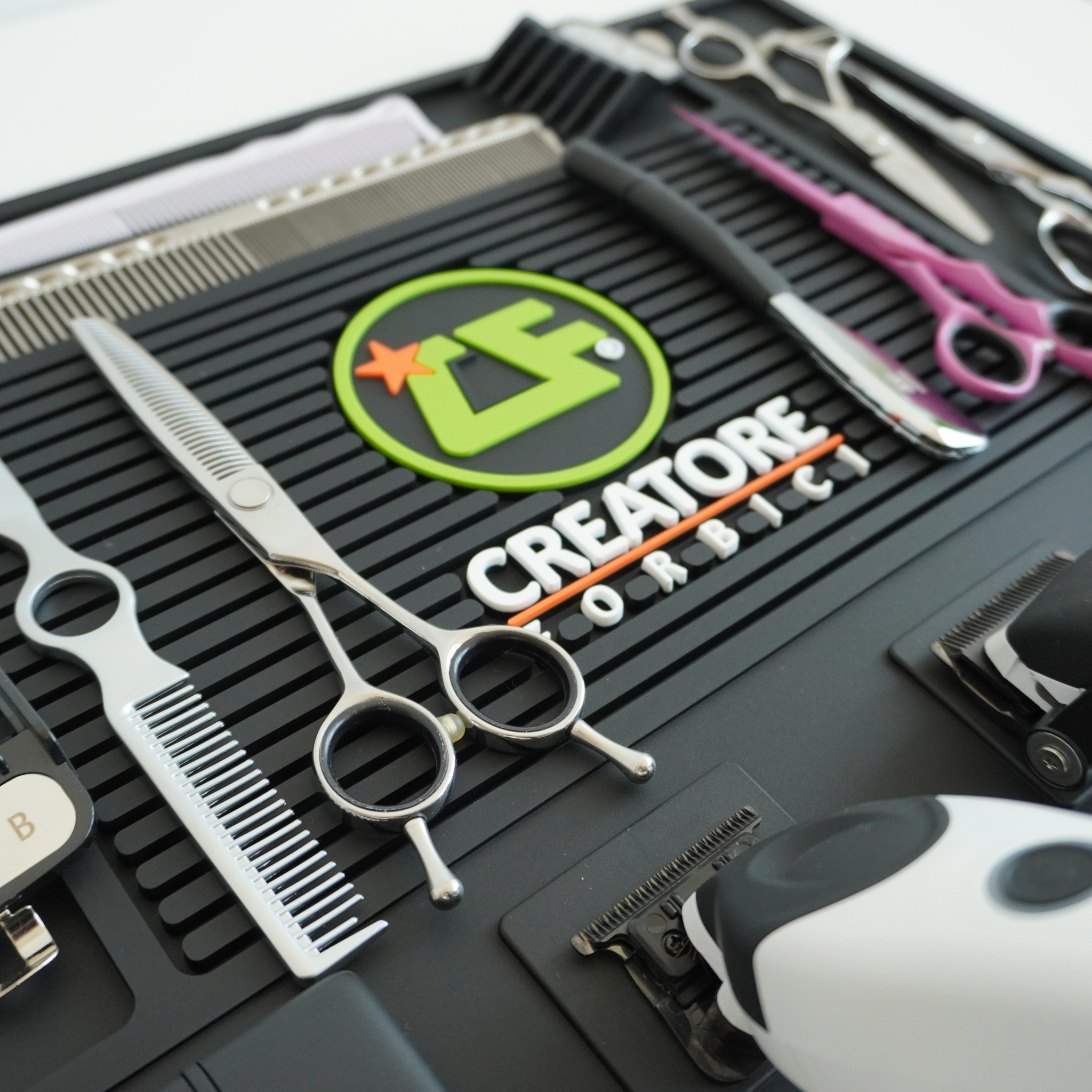 Tappetino Professionale Creatore di Forbici